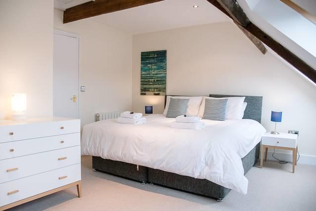 Serendipity, Aldeburgh - An Apartment On The High Street! Buitenkant foto