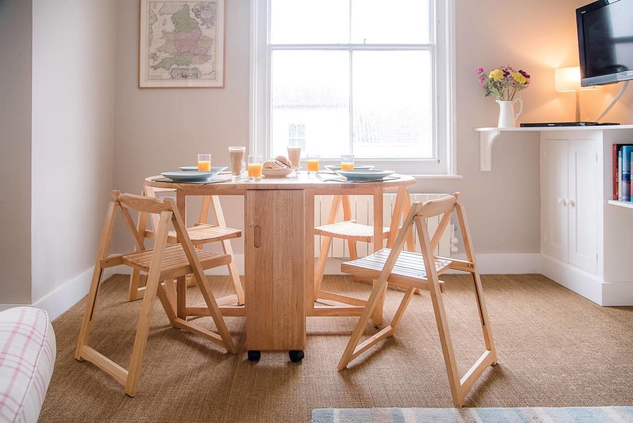 Serendipity, Aldeburgh - An Apartment On The High Street! Buitenkant foto