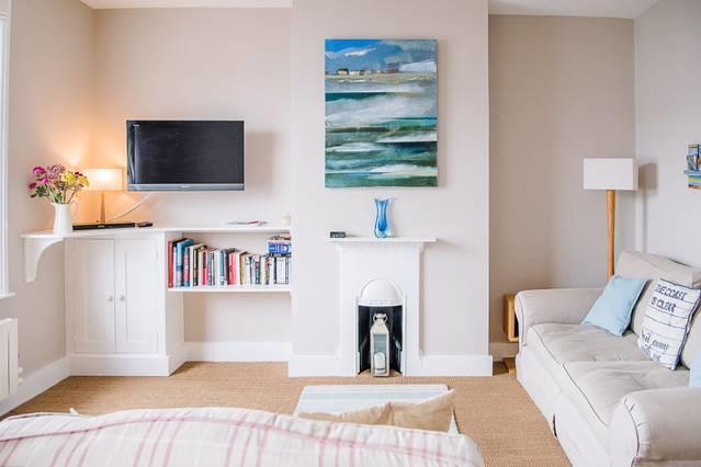 Serendipity, Aldeburgh - An Apartment On The High Street! Buitenkant foto